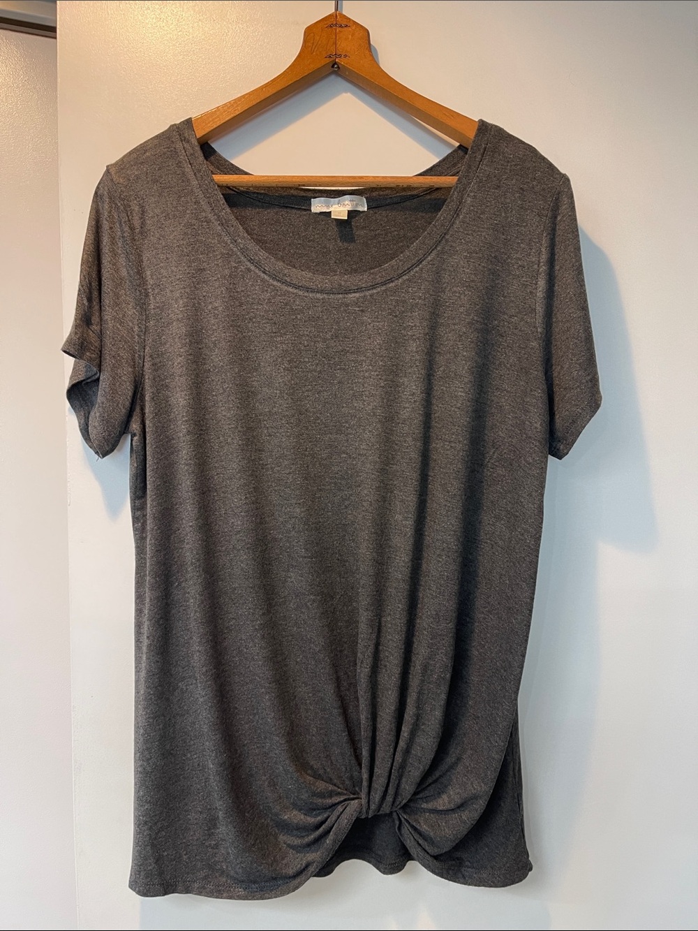 nine britton Charcoal Short Sleeve Twist-Front Tee